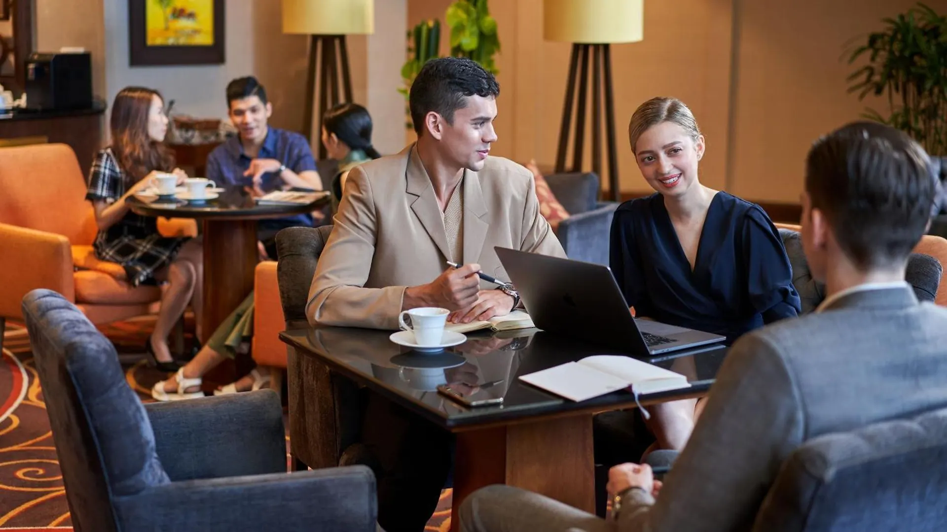 Sheraton Saigon Grand Opera Hotel Ho-Chi-Minh-Stadt 5*,  Vietnam